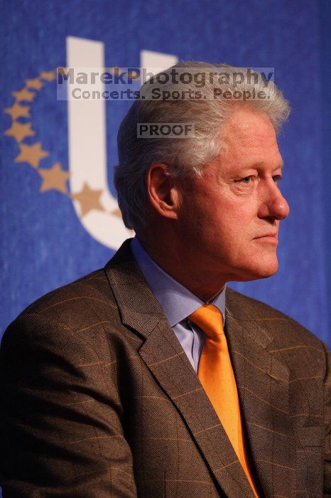 Former President Bill Clinton listens to UT President William Powers Jr. speak at the opening plenary session of the CGIU meeting.  Day one of the 2nd Annual Clinton Global Initiative University (CGIU) meeting was held at The University of Texas at Austin, Friday, February 13, 2009.

Filename: SRM_20090213_16325750.jpg
Aperture: f/2.8
Shutter Speed: 1/320
Body: Canon EOS 20D
Lens: Canon EF 300mm f/2.8 L IS