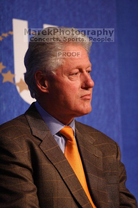 Former President Bill Clinton listens to UT President William Powers Jr. speak at the opening plenary session of the CGIU meeting.  Day one of the 2nd Annual Clinton Global Initiative University (CGIU) meeting was held at The University of Texas at Austin, Friday, February 13, 2009.

Filename: SRM_20090213_16345856.jpg
Aperture: f/2.8
Shutter Speed: 1/320
Body: Canon EOS 20D
Lens: Canon EF 300mm f/2.8 L IS