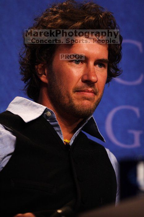 Blake Mycoskie, founder of TOMS shoes, donates one pair of shoes to a third world country for every pair of shoes they sell.  Day one of the 2nd Annual Clinton Global Initiative University (CGIU) meeting was held at The University of Texas at Austin, Friday, February 13, 2009.

Filename: SRM_20090213_16540845.jpg
Aperture: f/2.8
Shutter Speed: 1/400
Body: Canon EOS 20D
Lens: Canon EF 300mm f/2.8 L IS