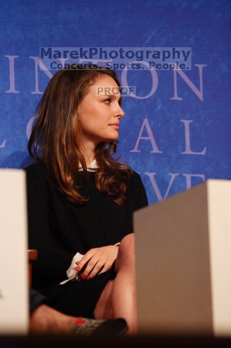 Natalie Portman spoke about micro-loans, especially for women to start their own businesses, in poor and developing countries, at the opening plenary session of the CGIU meeting.  Day one of the 2nd Annual Clinton Global Initiative University (CGIU) meeting was held at The University of Texas at Austin, Friday, February 13, 2009.

Filename: SRM_20090213_16564838.jpg
Aperture: f/4.0
Shutter Speed: 1/250
Body: Canon EOS-1D Mark II
Lens: Canon EF 80-200mm f/2.8 L