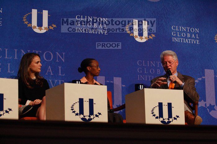 Natalie Portman (L), Mambidzeni Madzivire (C), BME graduate student at Mayo Graduate School, and Former President Bill Clinton (R) at the first plenary session of the CGIU meeting.  Day one of the 2nd Annual Clinton Global Initiative University (CGIU) meeting was held at The University of Texas at Austin, Friday, February 13, 2009.

Filename: SRM_20090213_16572045.jpg
Aperture: f/4.0
Shutter Speed: 1/400
Body: Canon EOS-1D Mark II
Lens: Canon EF 80-200mm f/2.8 L