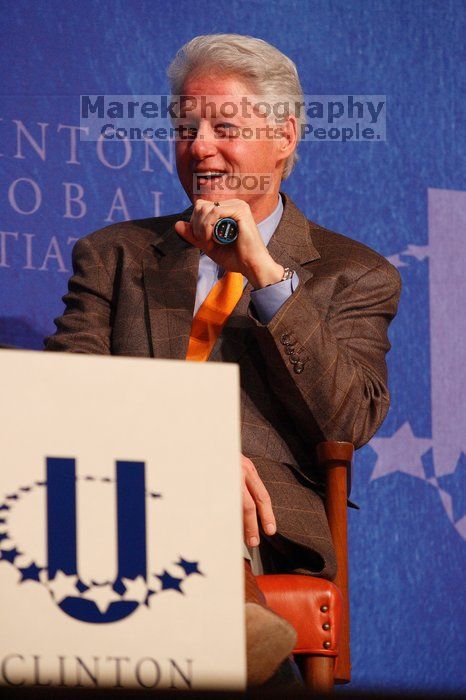 Former President Bill Clinton moderated the discussion between Natalie Portman, Mambidzeni Madzivire, BME graduate student at Mayo Graduate School, Blake Mycoskie, founder of TOMS shoes, and Paul Bell, president of Dell Global Public, during the first plenary session at the CGIU meeting.  Day one of the 2nd Annual Clinton Global Initiative University (CGIU) meeting was held at The University of Texas at Austin, Friday, February 13, 2009.

Filename: SRM_20090213_16591160.jpg
Aperture: f/4.5
Shutter Speed: 1/200
Body: Canon EOS-1D Mark II
Lens: Canon EF 80-200mm f/2.8 L