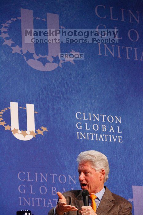 Former President Bill Clinton moderated the discussion between Natalie Portman, Mambidzeni Madzivire, BME graduate student at Mayo Graduate School, Blake Mycoskie, founder of TOMS shoes, and Paul Bell, president of Dell Global Public, during the first plenary session at the CGIU meeting.  Day one of the 2nd Annual Clinton Global Initiative University (CGIU) meeting was held at The University of Texas at Austin, Friday, February 13, 2009.

Filename: SRM_20090213_17010664.jpg
Aperture: f/4.5
Shutter Speed: 1/160
Body: Canon EOS-1D Mark II
Lens: Canon EF 80-200mm f/2.8 L