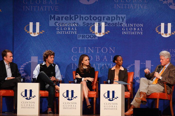 Paul Bell (1-L), president of Dell Global Public, Blake Mycoskie (2-L), founder of TOMS shoes, Natalie Portman (C), Mambidzeni Madzivire (2-R), BME graduate student at Mayo Graduate School, and Former President Bill Clinton (1-R) at the first plenary session of the CGIU meeting.  Day one of the 2nd Annual Clinton Global Initiative University (CGIU) meeting was held at The University of Texas at Austin, Friday, February 13, 2009.

Filename: SRM_20090213_17282842.jpg
Aperture: f/4.0
Shutter Speed: 1/320
Body: Canon EOS-1D Mark II
Lens: Canon EF 300mm f/2.8 L IS