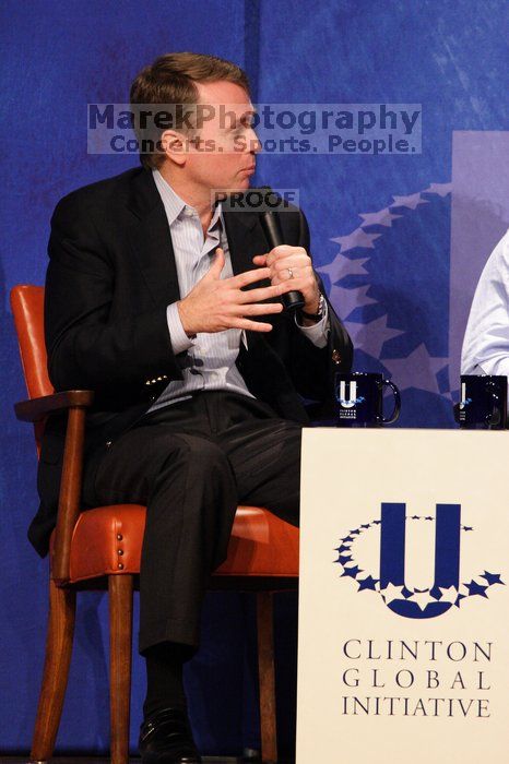 Paul Bell, president of Dell Global Public, at the opening plenary session of the CGIU meeting.  Day one of the 2nd Annual Clinton Global Initiative University (CGIU) meeting was held at The University of Texas at Austin, Friday, February 13, 2009.

Filename: SRM_20090213_17374231.jpg
Aperture: f/5.6
Shutter Speed: 1/200
Body: Canon EOS 20D
Lens: Canon EF 300mm f/2.8 L IS