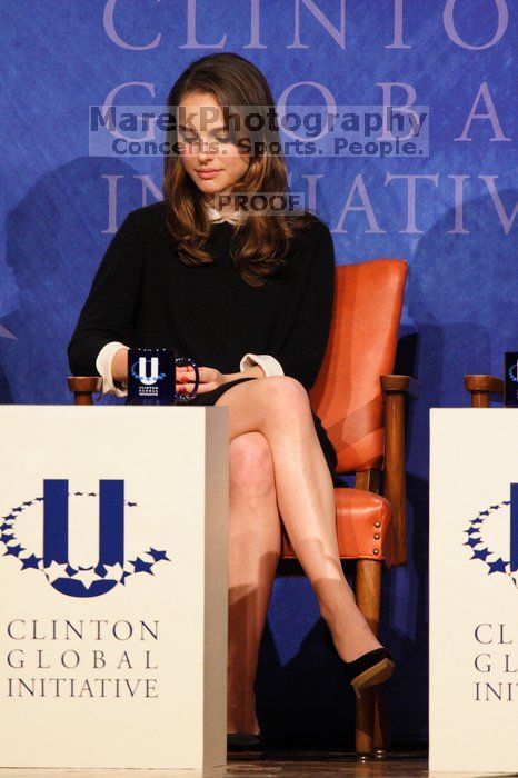 Natalie Portman spoke about micro-loans, especially for women to start their own businesses, in poor and developing countries, at the opening plenary session of the CGIU meeting.  Day one of the 2nd Annual Clinton Global Initiative University (CGIU) meeting was held at The University of Texas at Austin, Friday, February 13, 2009.

Filename: SRM_20090213_17405455.jpg
Aperture: f/5.6
Shutter Speed: 1/200
Body: Canon EOS 20D
Lens: Canon EF 300mm f/2.8 L IS