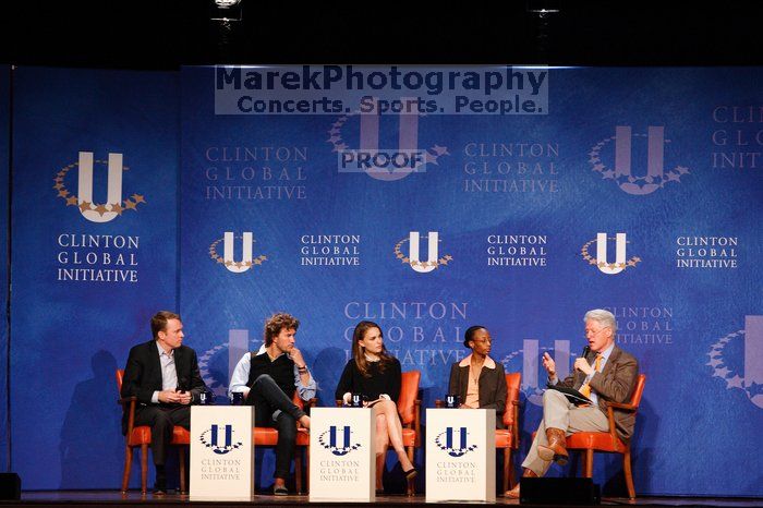 Paul Bell (1-L), president of Dell Global Public, Blake Mycoskie (2-L), founder of TOMS shoes, Natalie Portman (C), Mambidzeni Madzivire (2-R), BME graduate student at Mayo Graduate School, and Former President Bill Clinton (1-R) at the first plenary session of the CGIU meeting.  Day one of the 2nd Annual Clinton Global Initiative University (CGIU) meeting was held at The University of Texas at Austin, Friday, February 13, 2009.

Filename: SRM_20090213_17414403.jpg
Aperture: f/4.0
Shutter Speed: 1/160
Body: Canon EOS-1D Mark II
Lens: Canon EF 80-200mm f/2.8 L