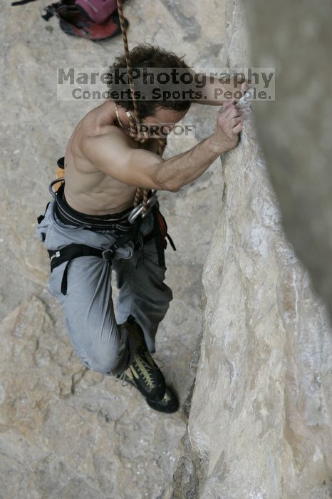 Jason Shear competing.  CTM hosted a speed climbing event at Seismic Wall on Diving for Rocks to benefit the Austin Area Food Bank, Saturday, May 9, 2009.

Filename: SRM_20090509_11205250.jpg
Aperture: f/5.0
Shutter Speed: 1/1000
Body: Canon EOS-1D Mark II
Lens: Canon EF 80-200mm f/2.8 L