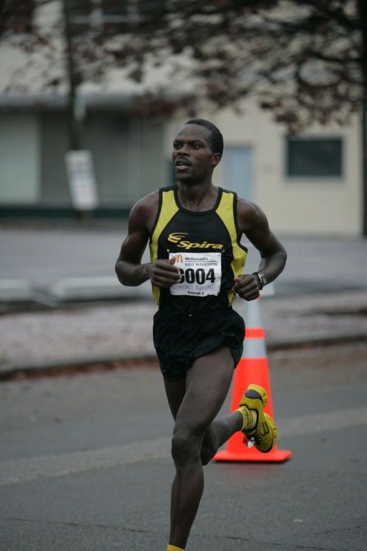 Richmond SunTrust Marathon and McDonald's Half Marathon, on Saturday, November 14, 2009.

Filename: SRM_20091114_08353178.JPG
Aperture: f/2.8
Shutter Speed: 1/1600
Body: Canon EOS-1D Mark II
Lens: Canon EF 80-200mm f/2.8 L