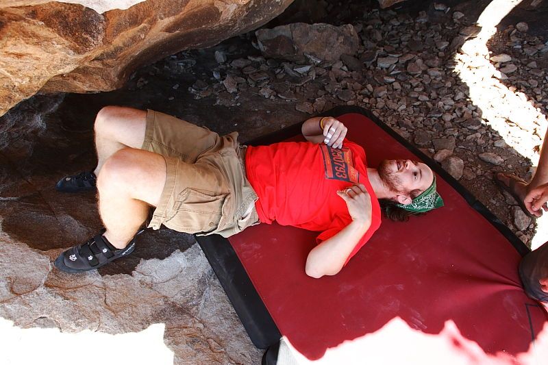 Steve Marek rock climbing in Hueco Tanks State Park and Historic Site during the Hueco Tanks Awesome Fest 2010 trip, Saturday, May 22, 2010.

Filename: SRM_20100522_12100383.JPG
Aperture: f/5.6
Shutter Speed: 1/125
Body: Canon EOS-1D Mark II
Lens: Canon EF 16-35mm f/2.8 L