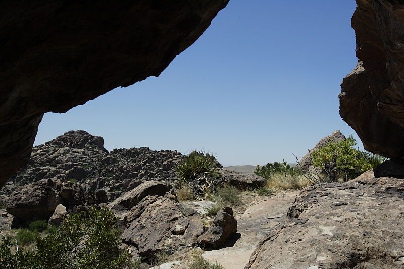 Rock climbing in Hueco Tanks State Park and Historic Site during the Hueco Tanks Awesome Fest 2010 trip, Sunday, May 23, 2010.

Filename: SRM_20100523_12533907.JPG
Aperture: f/8.0
Shutter Speed: 1/5000
Body: Canon EOS-1D Mark II
Lens: Canon EF 16-35mm f/2.8 L