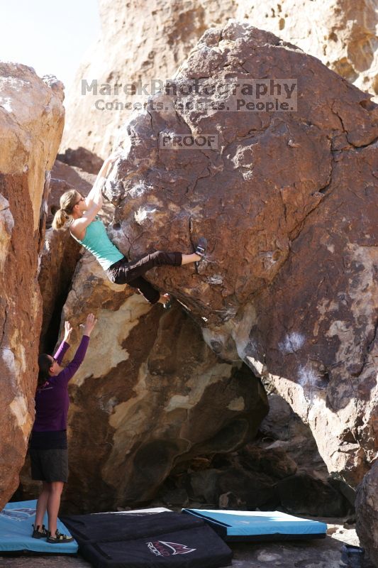 Bouldering during the Hueco Tanks Awesome Fest 14.2.

Filename: srm_20140223_11233660.jpg
Aperture: f/4.0
Shutter Speed: 1/800
Body: Canon EOS-1D Mark II
Lens: Canon EF 85mm f/1.2 L II