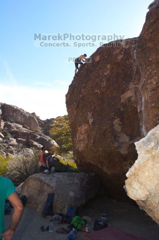 Bouldering in Hueco Tanks on %m/%d/%Y

Filename: SRM_20160219_1218290.jpg
Aperture: f/6.3
Shutter Speed: 1/250
Body: Canon EOS 20D
Lens: Canon EF 16-35mm f/2.8 L