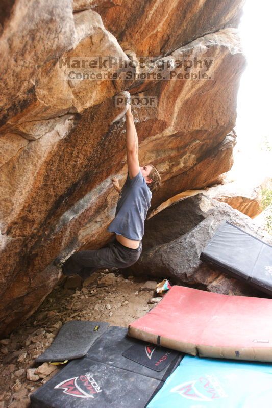 Bouldering in Hueco Tanks on %m/%d/%Y

Filename: SRM_20160219_1606010.jpg
Aperture: f/2.8
Shutter Speed: 1/320
Body: Canon EOS 20D
Lens: Canon EF 16-35mm f/2.8 L