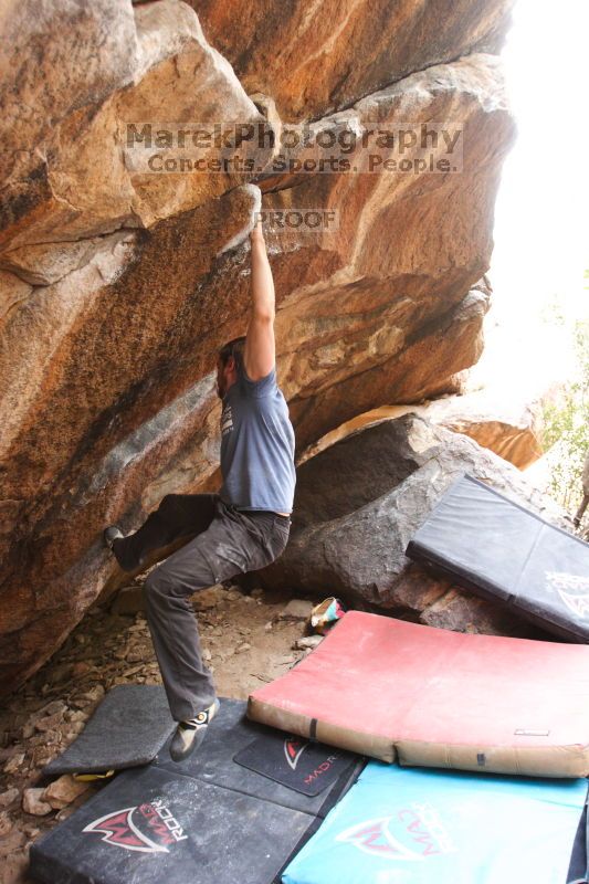 Bouldering in Hueco Tanks on %m/%d/%Y

Filename: SRM_20160219_1606030.jpg
Aperture: f/2.8
Shutter Speed: 1/320
Body: Canon EOS 20D
Lens: Canon EF 16-35mm f/2.8 L