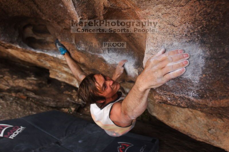 Bouldering in Hueco Tanks on %m/%d/%Y

Filename: SRM_20160219_1806171.jpg
Aperture: f/2.8
Shutter Speed: 1/250
Body: Canon EOS 20D
Lens: Canon EF 16-35mm f/2.8 L