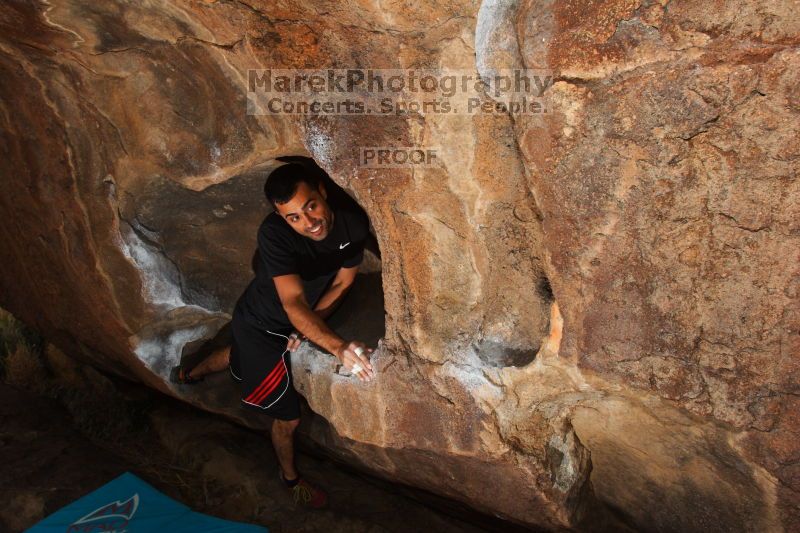 Bouldering in Hueco Tanks on 02/20/2016

Filename: SRM_20160220_1731570.JPG
Aperture: f/9.0
Shutter Speed: 1/250
Body: Canon EOS 20D
Lens: Canon EF 16-35mm f/2.8 L