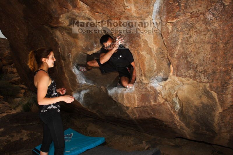 Bouldering in Hueco Tanks on 02/20/2016

Filename: SRM_20160220_1744520.JPG
Aperture: f/9.0
Shutter Speed: 1/250
Body: Canon EOS 20D
Lens: Canon EF 16-35mm f/2.8 L