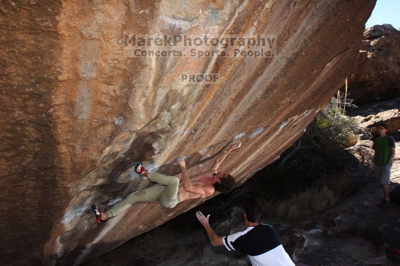 Bouldering in Hueco Tanks on 02/27/2016 with Blue Lizard Climbing and Yoga

Filename: SRM_20160227_1056550.JPG
Aperture: f/8.0
Shutter Speed: 1/250
Body: Canon EOS 20D
Lens: Canon EF 16-35mm f/2.8 L