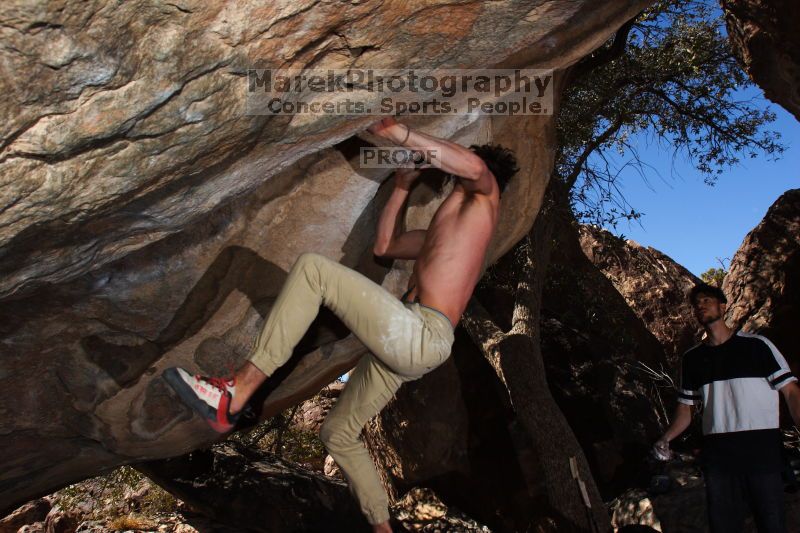 Bouldering in Hueco Tanks on 02/27/2016 with Blue Lizard Climbing and Yoga

Filename: SRM_20160227_1326420.JPG
Aperture: f/8.0
Shutter Speed: 1/250
Body: Canon EOS 20D
Lens: Canon EF 16-35mm f/2.8 L