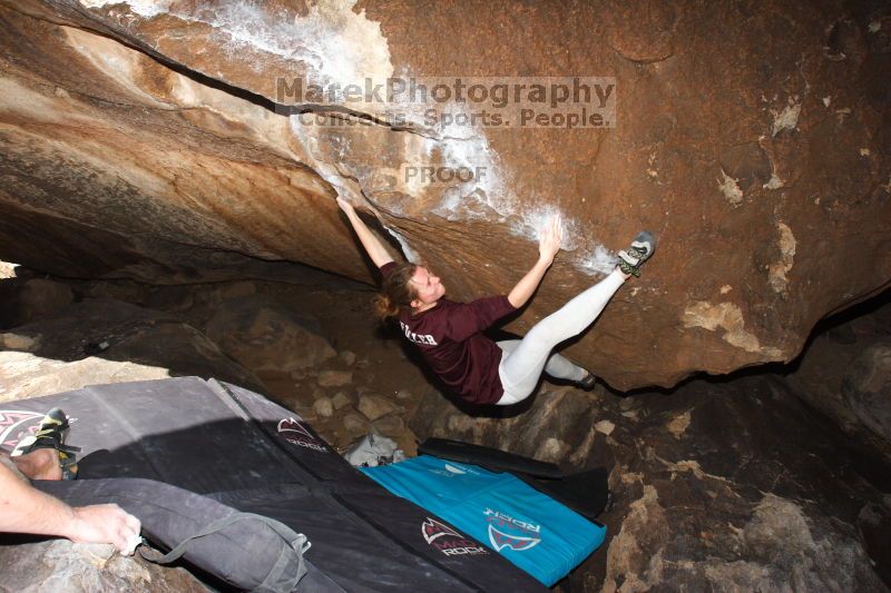 Bouldering in Hueco Tanks on 03/13/2016 with Blue Lizard Climbing and Yoga

Filename: SRM_20160313_1255140.jpg
Aperture: f/8.0
Shutter Speed: 1/250
Body: Canon EOS 20D
Lens: Canon EF 16-35mm f/2.8 L