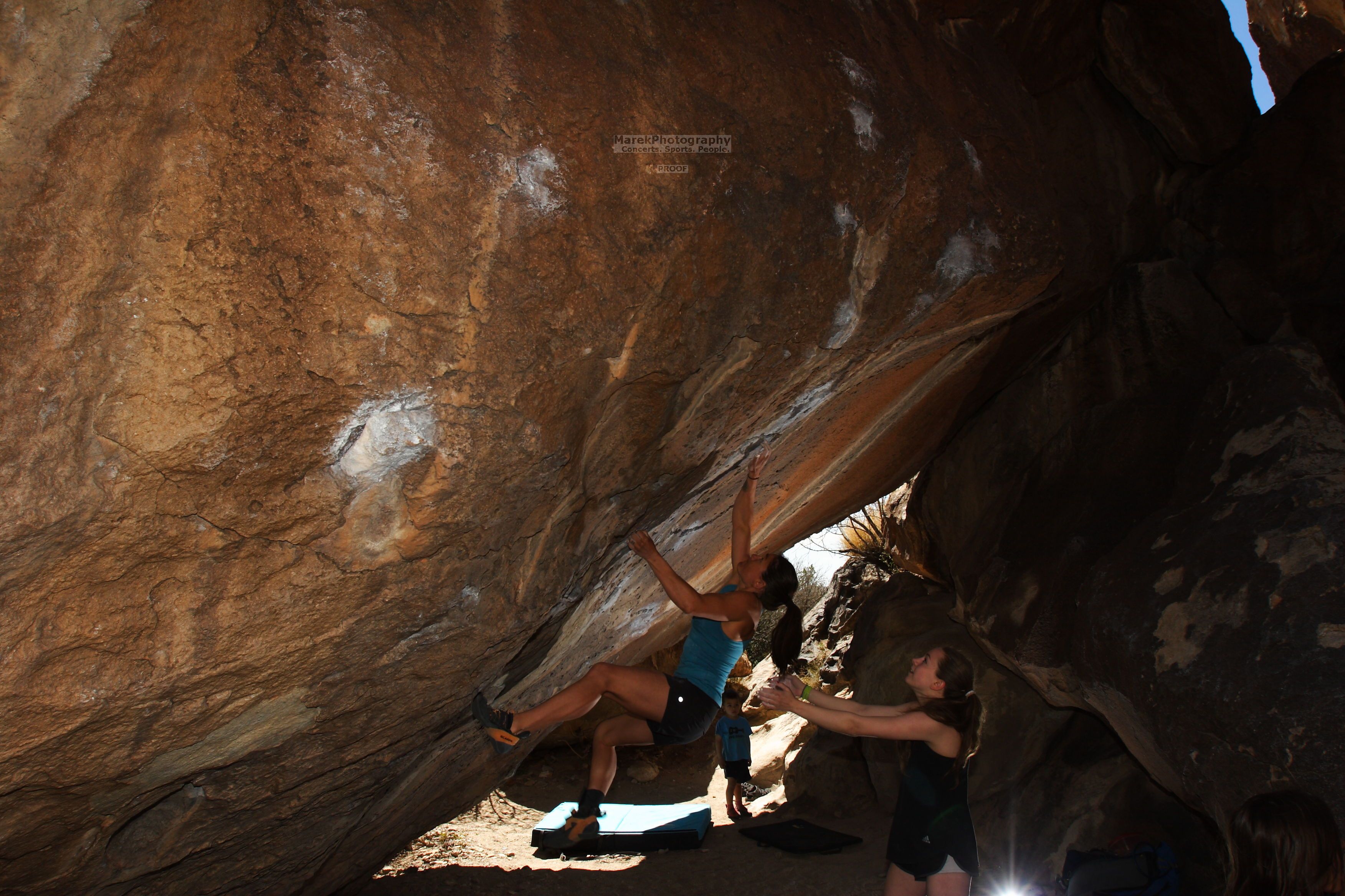 Bouldering in Hueco Tanks on 03/26/2016 with Blue Lizard Climbing and Yoga

Filename: SRM_20160326_1225310.jpg
Aperture: f/8.0
Shutter Speed: 1/250
Body: Canon EOS 20D
Lens: Canon EF 16-35mm f/2.8 L