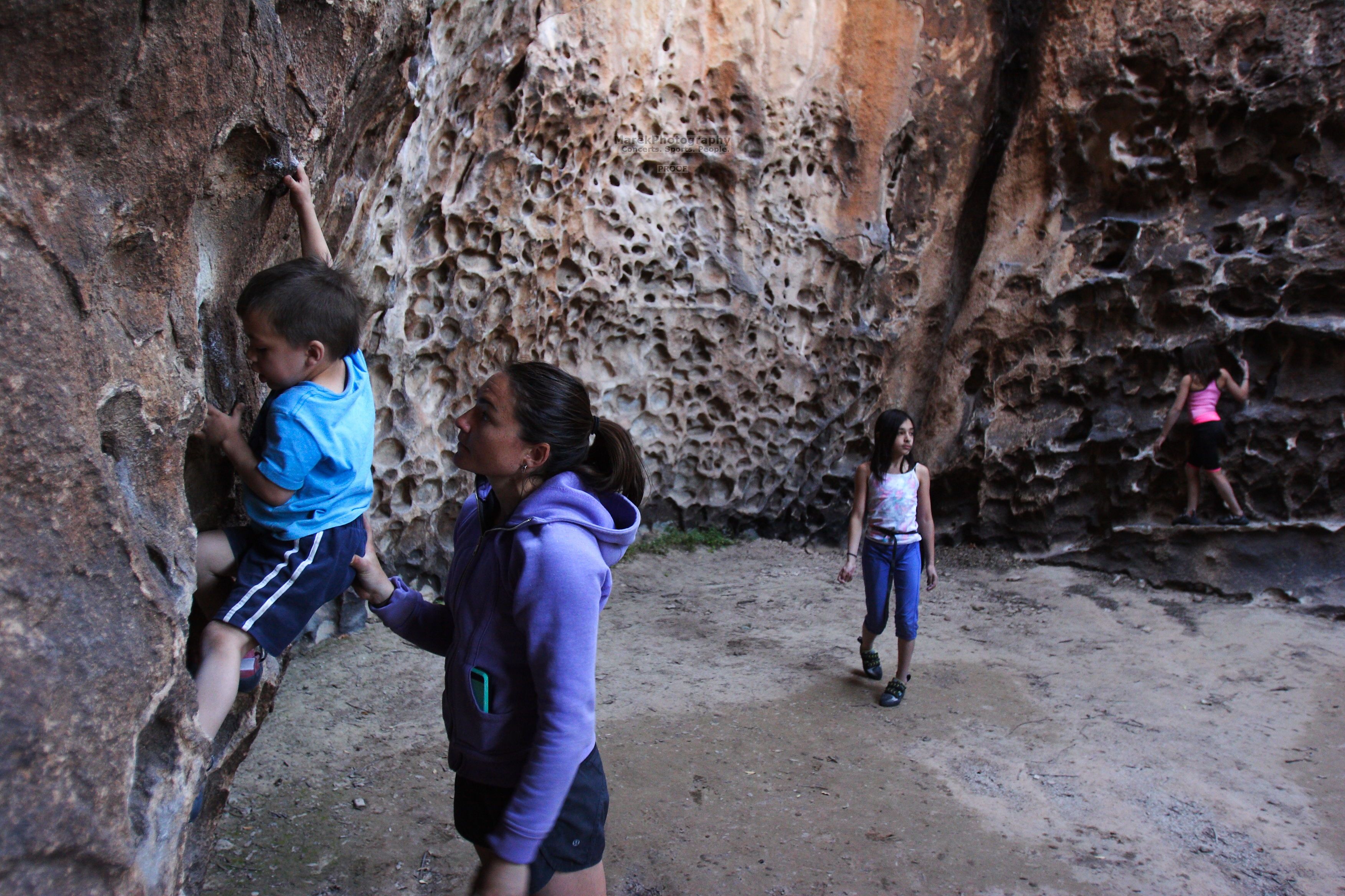 Bouldering in Hueco Tanks on 03/26/2016 with Blue Lizard Climbing and Yoga

Filename: SRM_20160326_1555343.jpg
Aperture: f/2.8
Shutter Speed: 1/100
Body: Canon EOS 20D
Lens: Canon EF 16-35mm f/2.8 L