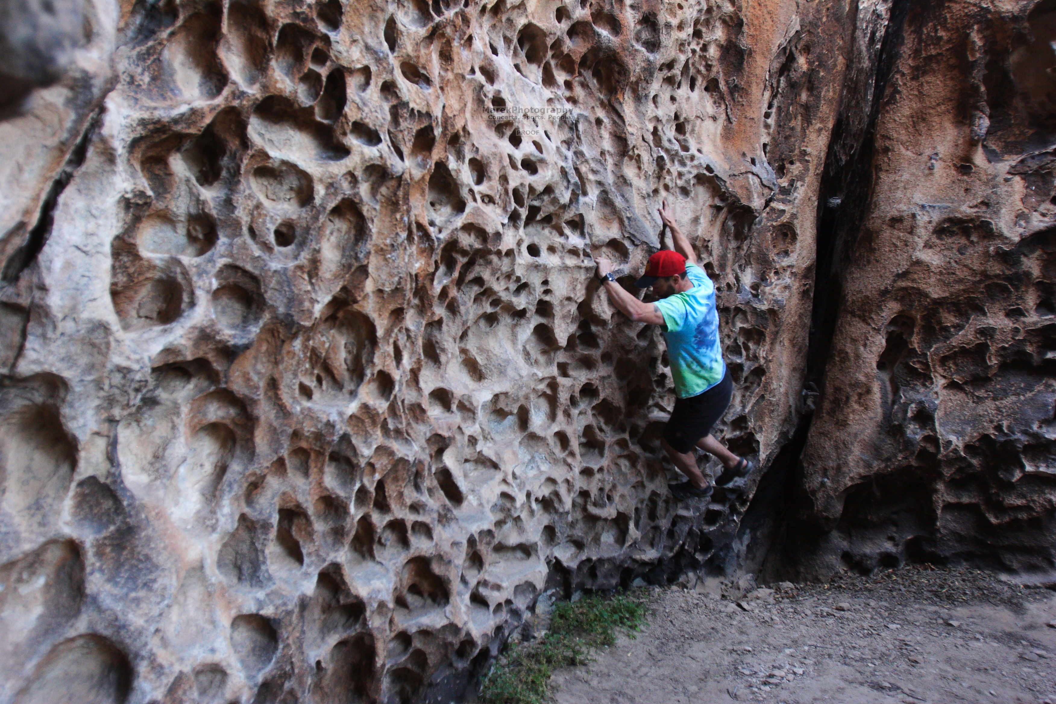 Bouldering in Hueco Tanks on 03/26/2016 with Blue Lizard Climbing and Yoga

Filename: SRM_20160326_1602051.jpg
Aperture: f/2.8
Shutter Speed: 1/80
Body: Canon EOS 20D
Lens: Canon EF 16-35mm f/2.8 L