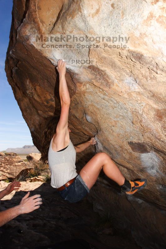 Bouldering in Hueco Tanks on 04/06/2016 with Blue Lizard Climbing and Yoga

Filename: SRM_20160406_1123140.jpg
Aperture: f/9.0
Shutter Speed: 1/250
Body: Canon EOS 20D
Lens: Canon EF 16-35mm f/2.8 L