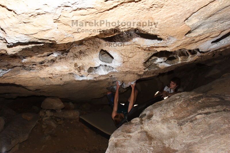 Bouldering in Hueco Tanks on 04/11/2016 with Blue Lizard Climbing and Yoga

Filename: SRM_20160411_1051540.jpg
Aperture: f/8.0
Shutter Speed: 1/250
Body: Canon EOS 20D
Lens: Canon EF 16-35mm f/2.8 L