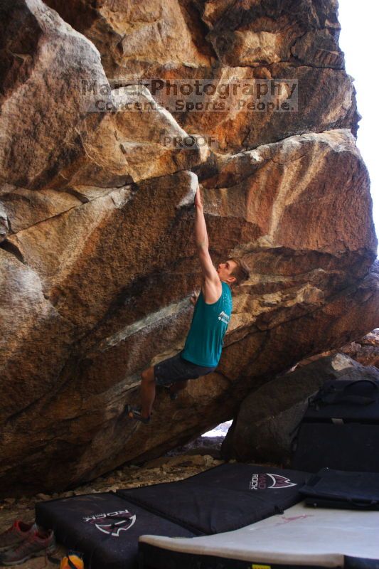 Bouldering in Hueco Tanks on 04/11/2016 with Blue Lizard Climbing and Yoga

Filename: SRM_20160411_1633570.jpg
Aperture: f/3.2
Shutter Speed: 1/400
Body: Canon EOS 20D
Lens: Canon EF 16-35mm f/2.8 L