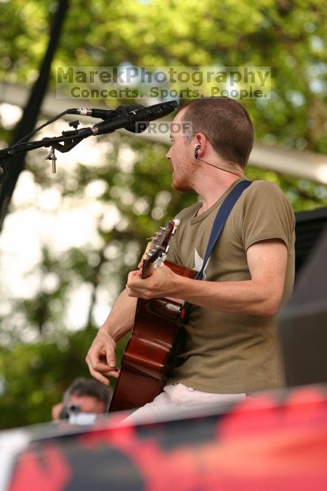 Damien Rice performs on the 99X stage on the second day of Music Midtown, 2004.

Filename: IMG_6337.jpg
Aperture: f/4.0
Shutter Speed: 1/320
Body: Canon EOS DIGITAL REBEL
Lens: Canon EF 80-200mm f/2.8 L