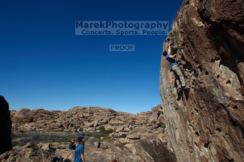 

Filename: SRM_20170129_1319541.jpg
Aperture: f/8.0
Shutter Speed: 1/250
Body: Canon EOS-1D Mark II
Lens: Canon EF 16-35mm f/2.8 L