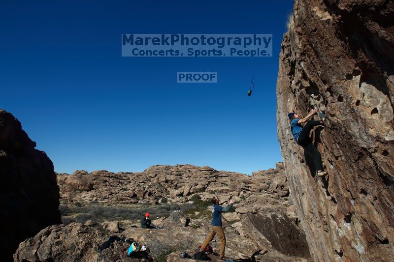 

Filename: SRM_20170129_1321581.jpg
Aperture: f/8.0
Shutter Speed: 1/250
Body: Canon EOS-1D Mark II
Lens: Canon EF 16-35mm f/2.8 L