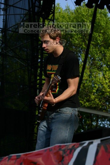 Trapt performs on the 99X stage on the second day of Music Midtown, 2004.

Filename: IMG_6437.jpg
Aperture: f/8.0
Shutter Speed: 1/320
Body: Canon EOS DIGITAL REBEL
Lens: Canon EF 80-200mm f/2.8 L