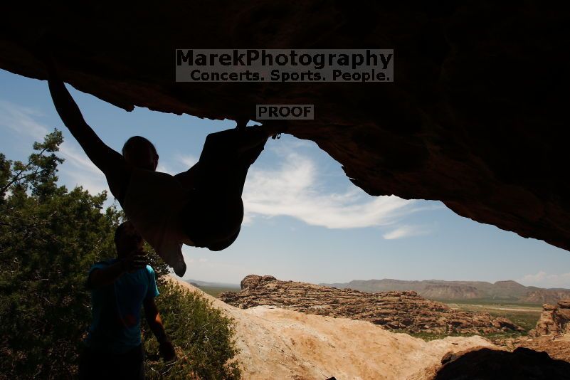 

Filename: SRM_20170703_1358090.jpg
Aperture: f/8.0
Shutter Speed: 1/200
Body: Canon EOS-1D Mark II
Lens: Canon EF 16-35mm f/2.8 L