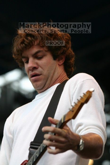 Ween performs on the 96 Rock stage on the third day of Music Midtown, 2004.

Filename: IMG_6998.jpg
Aperture: f/4.0
Shutter Speed: 1/320
Body: Canon EOS DIGITAL REBEL
Lens: Canon EF 80-200mm f/2.8 L