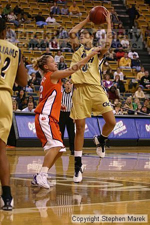 The Georgia Tech women's basketball team played Clemson.

Filename: img_0612_std.jpg
Aperture: f/2.8
Shutter Speed: 1/320
Body: Canon EOS DIGITAL REBEL
Lens: Canon EF 80-200mm f/2.8 L