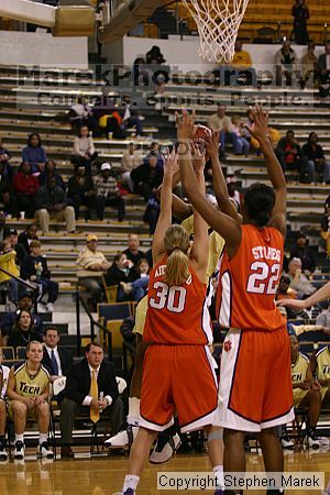 The Georgia Tech women's basketball team played Clemson.

Filename: img_0646_std.jpg
Aperture: f/2.8
Shutter Speed: 1/320
Body: Canon EOS DIGITAL REBEL
Lens: Canon EF 80-200mm f/2.8 L