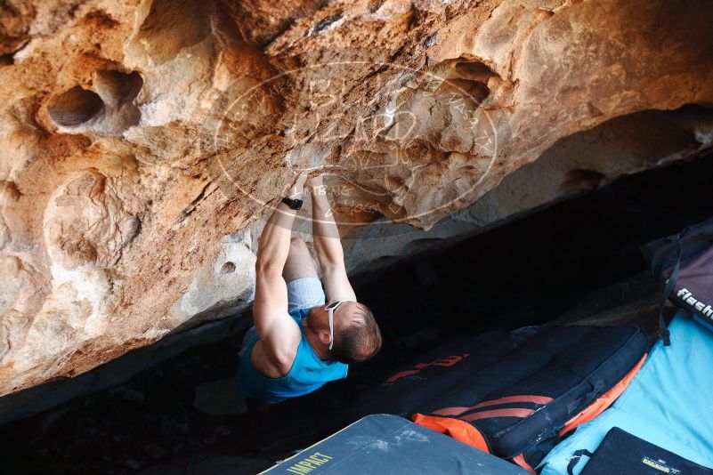 Bouldering in Hueco Tanks on 11/02/2018 with Blue Lizard Climbing and Yoga

Filename: SRM_20181102_1059560.jpg
Aperture: f/4.0
Shutter Speed: 1/200
Body: Canon EOS-1D Mark II
Lens: Canon EF 50mm f/1.8 II