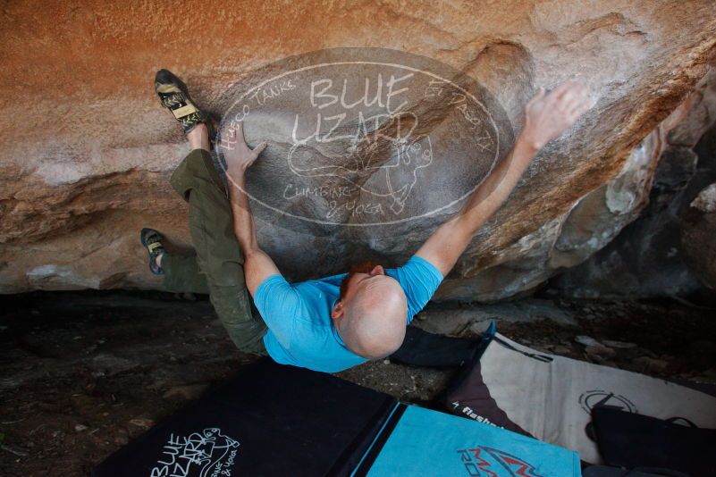 Bouldering in Hueco Tanks on 11/02/2018 with Blue Lizard Climbing and Yoga

Filename: SRM_20181102_1319080.jpg
Aperture: f/4.5
Shutter Speed: 1/320
Body: Canon EOS-1D Mark II
Lens: Canon EF 16-35mm f/2.8 L