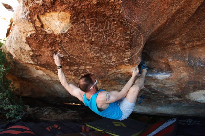 Bouldering in Hueco Tanks on 11/02/2018 with Blue Lizard Climbing and Yoga

Filename: SRM_20181102_1505370.jpg
Aperture: f/4.0
Shutter Speed: 1/400
Body: Canon EOS-1D Mark II
Lens: Canon EF 16-35mm f/2.8 L