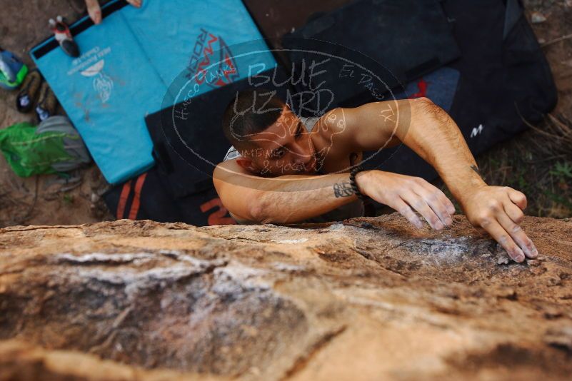 Bouldering in Hueco Tanks on 11/04/2018 with Blue Lizard Climbing and Yoga

Filename: SRM_20181104_1054100.jpg
Aperture: f/4.0
Shutter Speed: 1/400
Body: Canon EOS-1D Mark II
Lens: Canon EF 16-35mm f/2.8 L