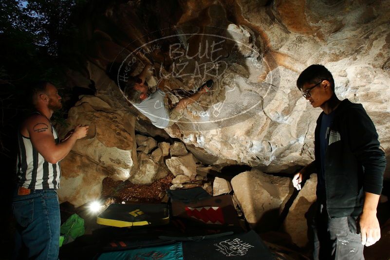 Bouldering in Hueco Tanks on 11/04/2018 with Blue Lizard Climbing and Yoga

Filename: SRM_20181104_1156380.jpg
Aperture: f/8.0
Shutter Speed: 1/250
Body: Canon EOS-1D Mark II
Lens: Canon EF 16-35mm f/2.8 L