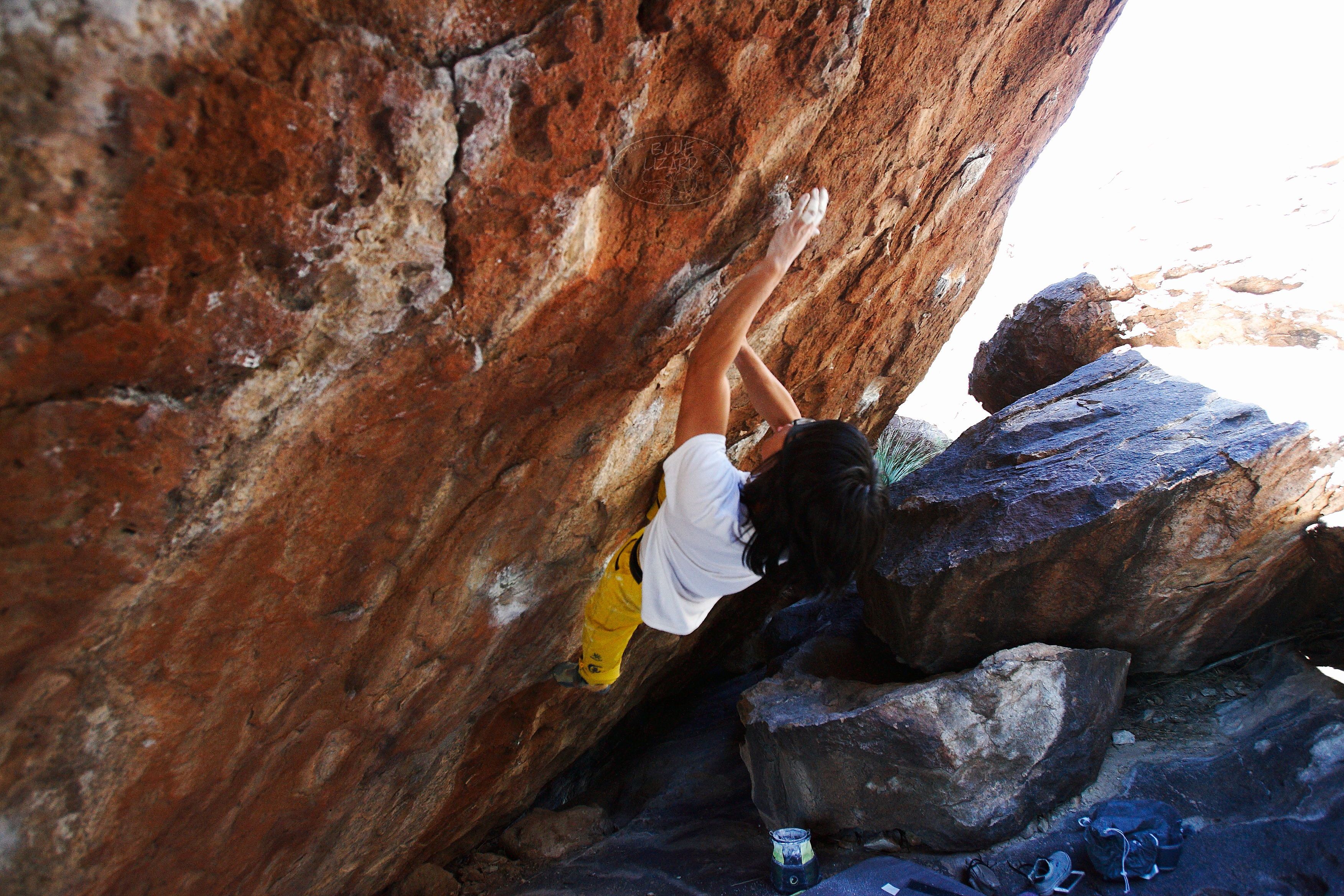 Bouldering in Hueco Tanks on 11/10/2018 with Blue Lizard Climbing and Yoga

Filename: SRM_20181110_1322240.jpg
Aperture: f/4.0
Shutter Speed: 1/400
Body: Canon EOS-1D Mark II
Lens: Canon EF 16-35mm f/2.8 L