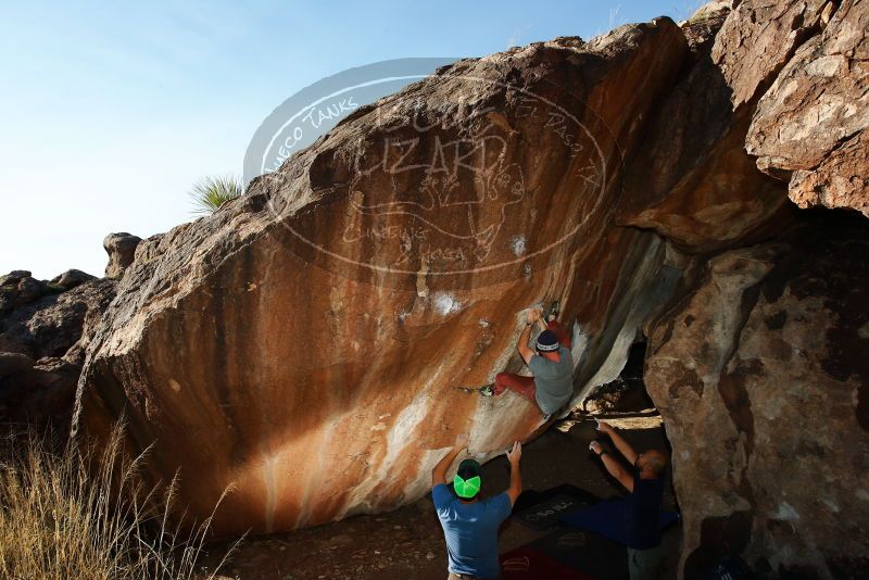 Bouldering in Hueco Tanks on 11/10/2018 with Blue Lizard Climbing and Yoga

Filename: SRM_20181110_1618520.jpg
Aperture: f/8.0
Shutter Speed: 1/250
Body: Canon EOS-1D Mark II
Lens: Canon EF 16-35mm f/2.8 L