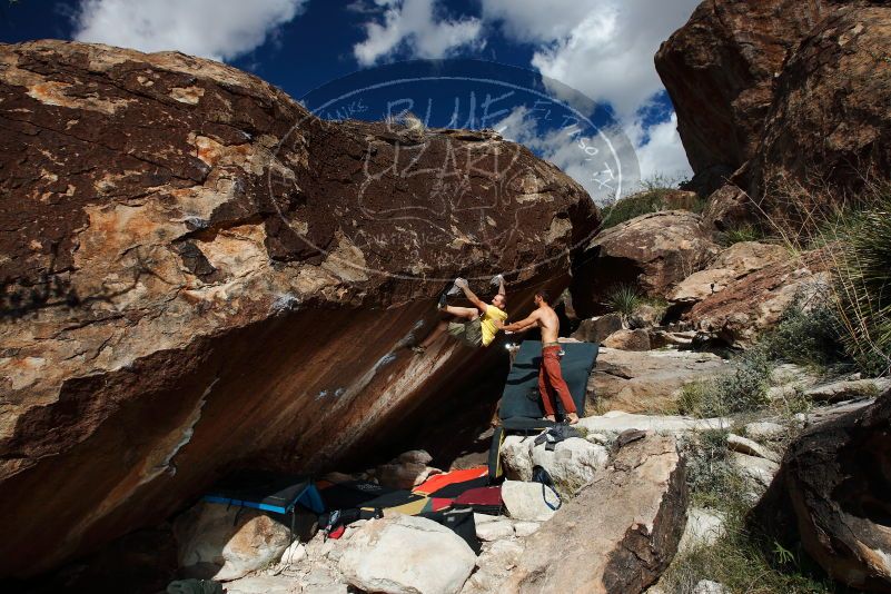 Bouldering in Hueco Tanks on 11/11/2018 with Blue Lizard Climbing and Yoga

Filename: SRM_20181111_1349510.jpg
Aperture: f/8.0
Shutter Speed: 1/250
Body: Canon EOS-1D Mark II
Lens: Canon EF 16-35mm f/2.8 L