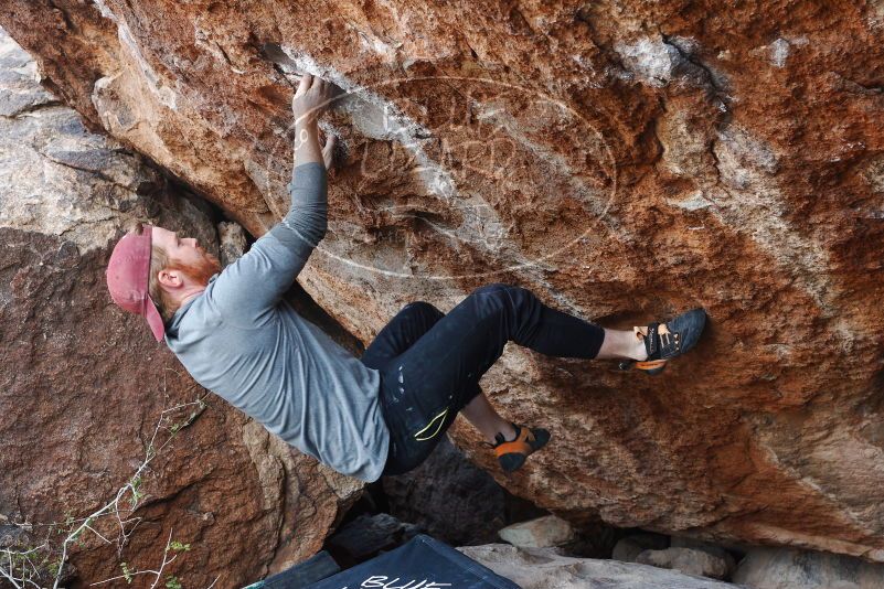 Bouldering in Hueco Tanks on 11/24/2018 with Blue Lizard Climbing and Yoga

Filename: SRM_20181124_1254570.jpg
Aperture: f/4.5
Shutter Speed: 1/250
Body: Canon EOS-1D Mark II
Lens: Canon EF 50mm f/1.8 II