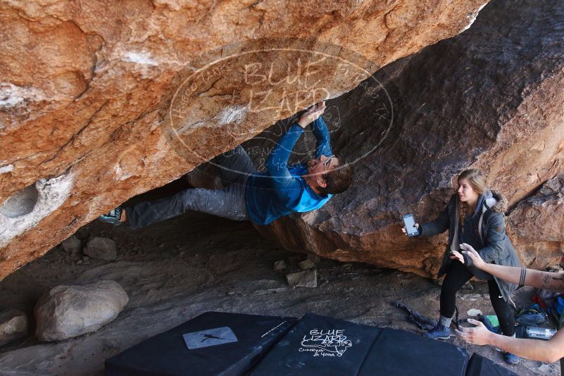 Bouldering in Hueco Tanks on 11/24/2018 with Blue Lizard Climbing and Yoga

Filename: SRM_20181124_1314411.jpg
Aperture: f/5.6
Shutter Speed: 1/250
Body: Canon EOS-1D Mark II
Lens: Canon EF 16-35mm f/2.8 L