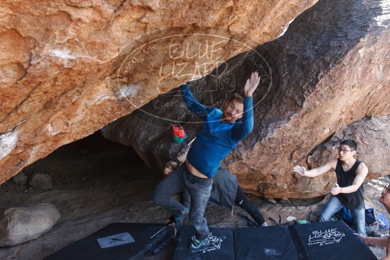 Bouldering in Hueco Tanks on 11/24/2018 with Blue Lizard Climbing and Yoga

Filename: SRM_20181124_1314490.jpg
Aperture: f/5.0
Shutter Speed: 1/250
Body: Canon EOS-1D Mark II
Lens: Canon EF 16-35mm f/2.8 L